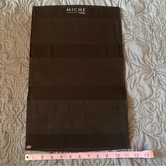 MICHE Interchangeable Cover “Vicky” Classic Shell for the Miche base bags - Picture 2 of 5